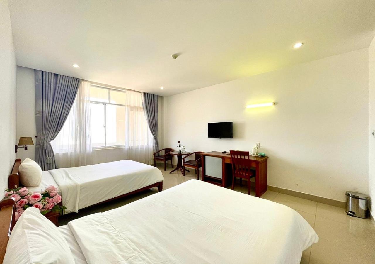 My Khe 2 Da Nang Seafront Hotel Extérieur photo