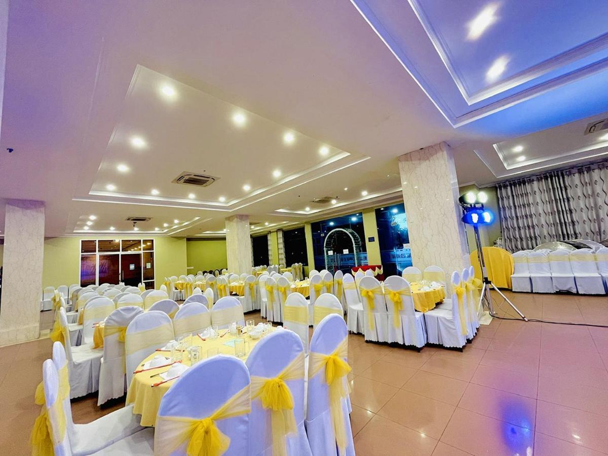My Khe 2 Da Nang Seafront Hotel Extérieur photo
