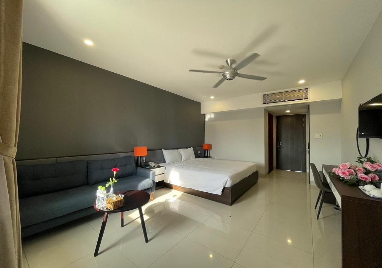 My Khe 2 Da Nang Seafront Hotel Extérieur photo