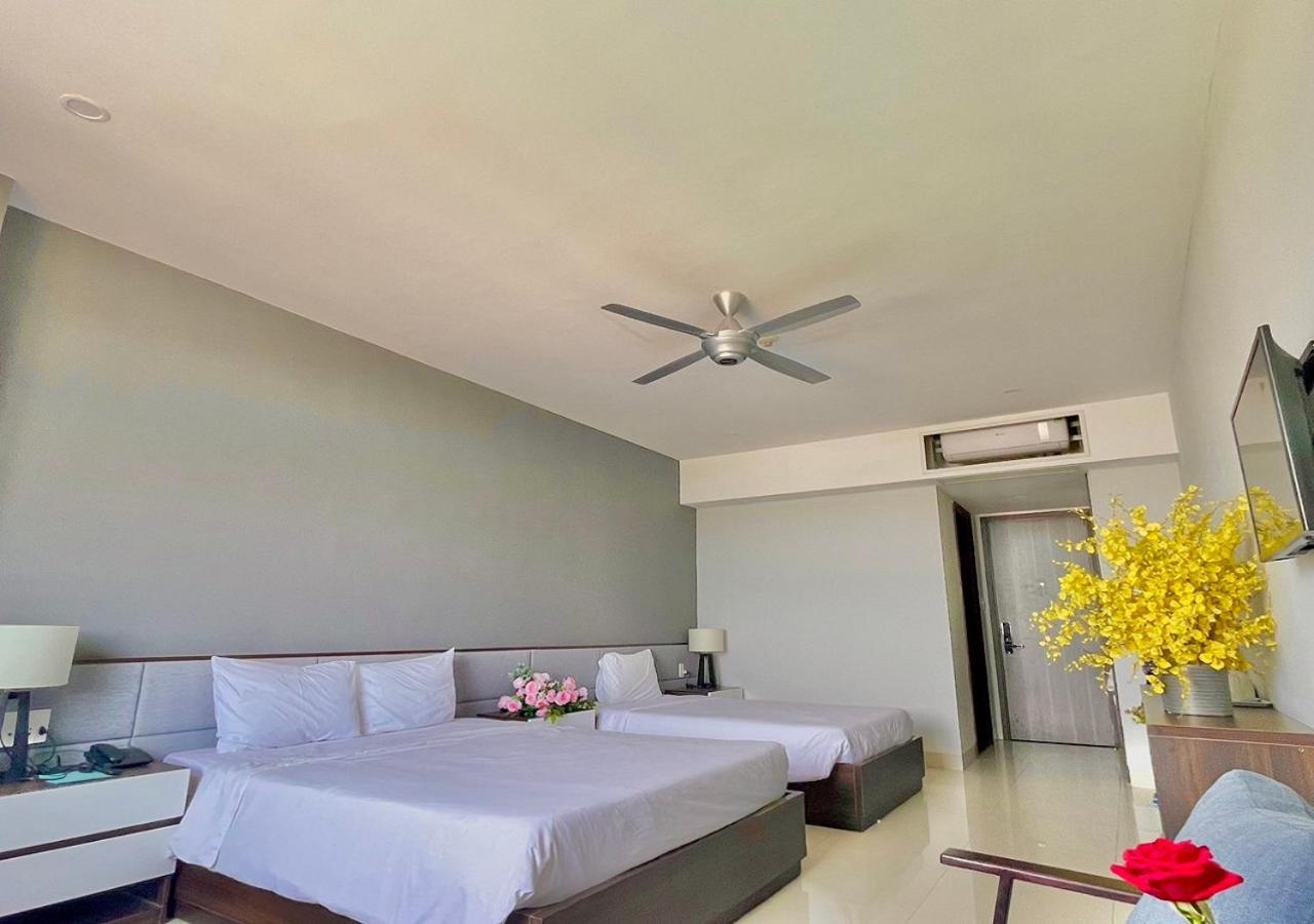 My Khe 2 Da Nang Seafront Hotel Extérieur photo