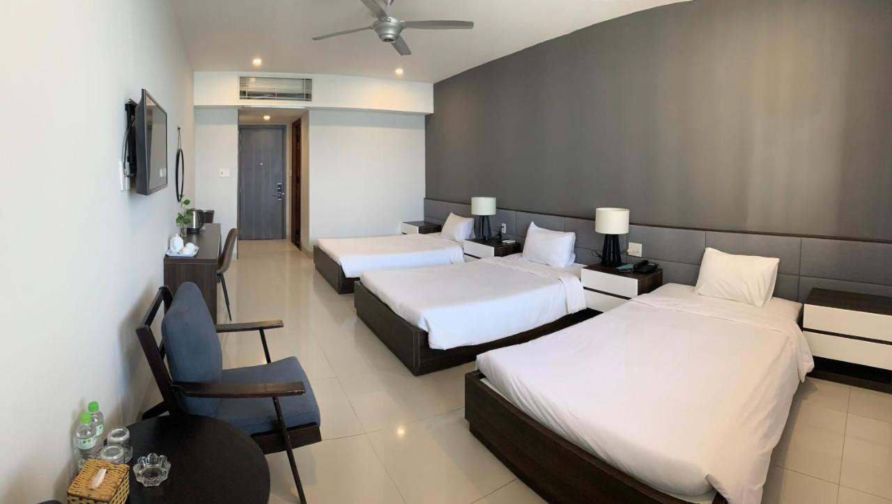My Khe 2 Da Nang Seafront Hotel Extérieur photo