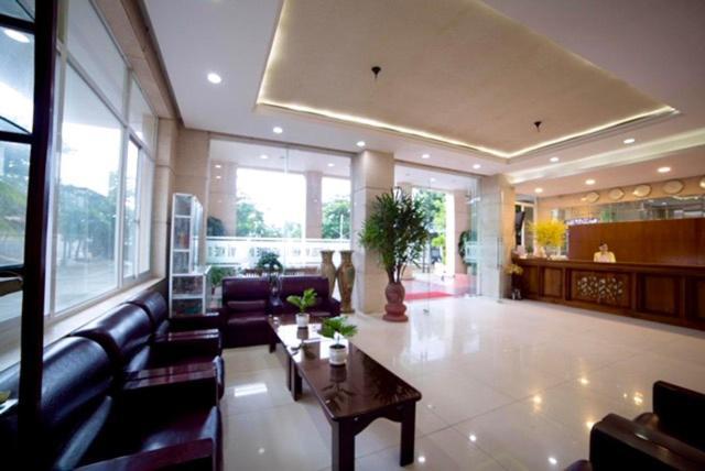 My Khe 2 Da Nang Seafront Hotel Extérieur photo